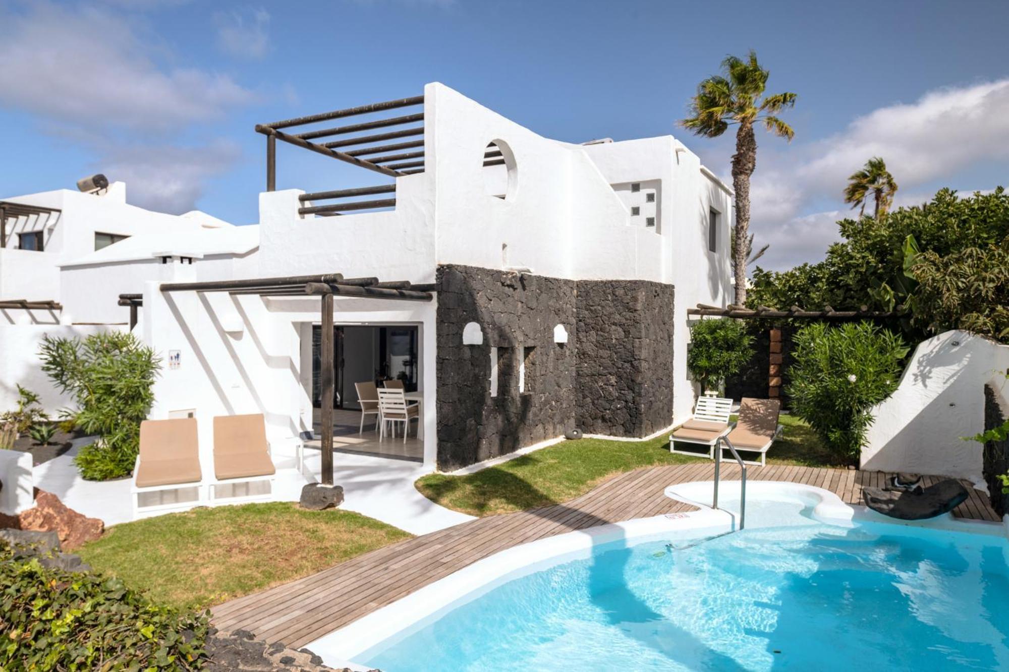Kamezi Boutique Hotel Villas Playa Blanca  Room photo