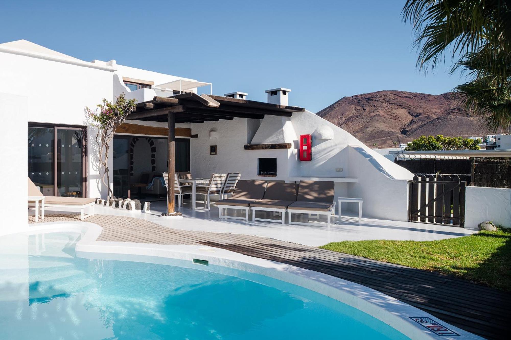 Kamezi Boutique Hotel Villas Playa Blanca  Room photo