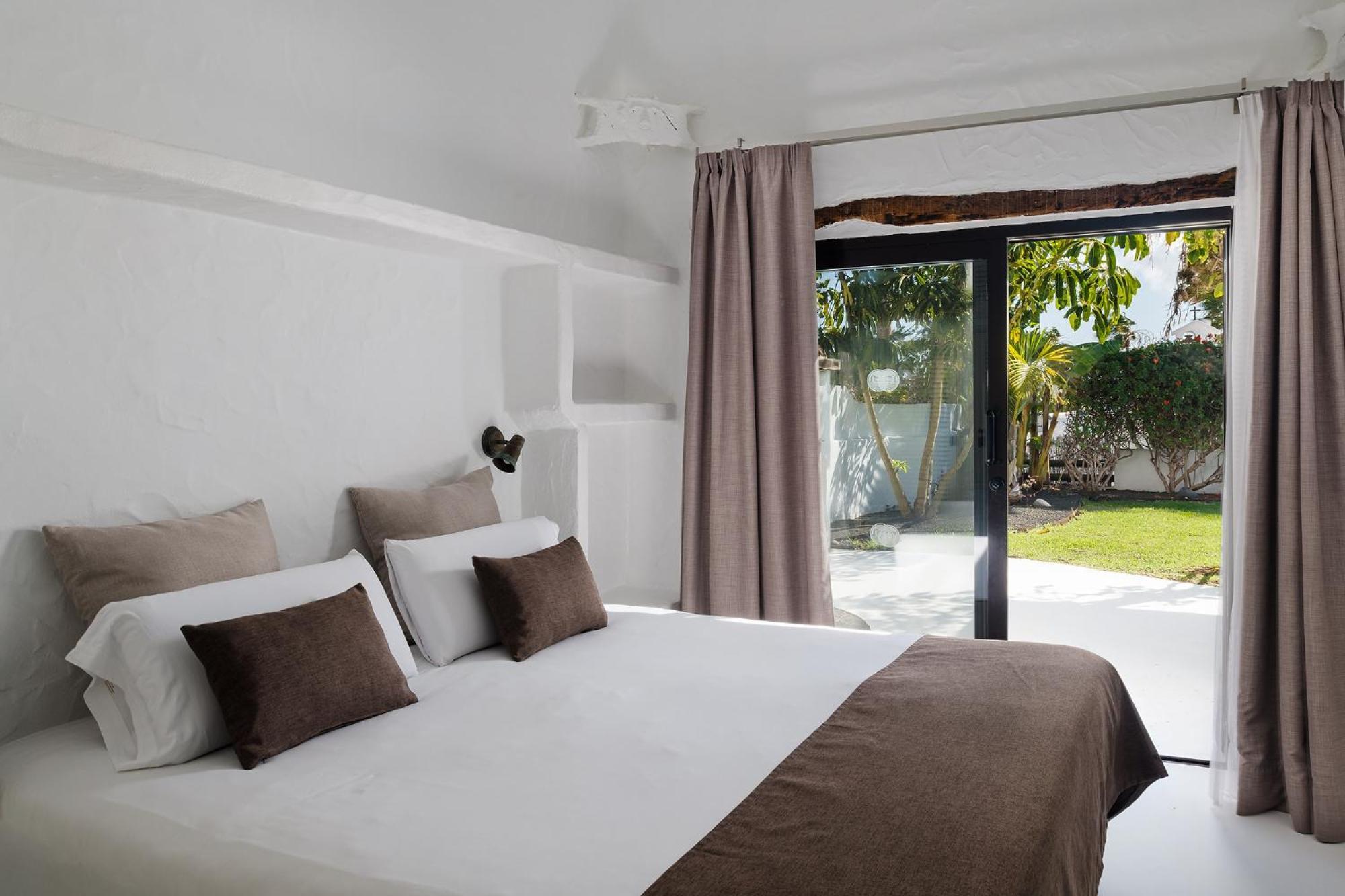 Kamezi Boutique Hotel Villas Playa Blanca  Room photo